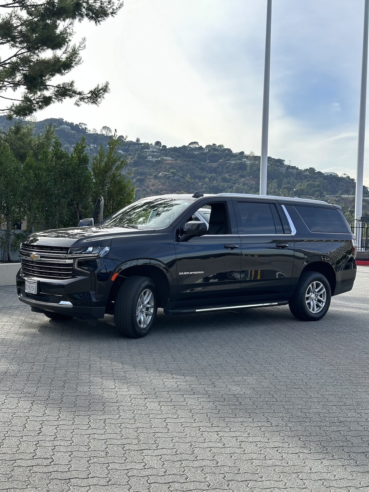 Silimo Suburban 3 Limo service